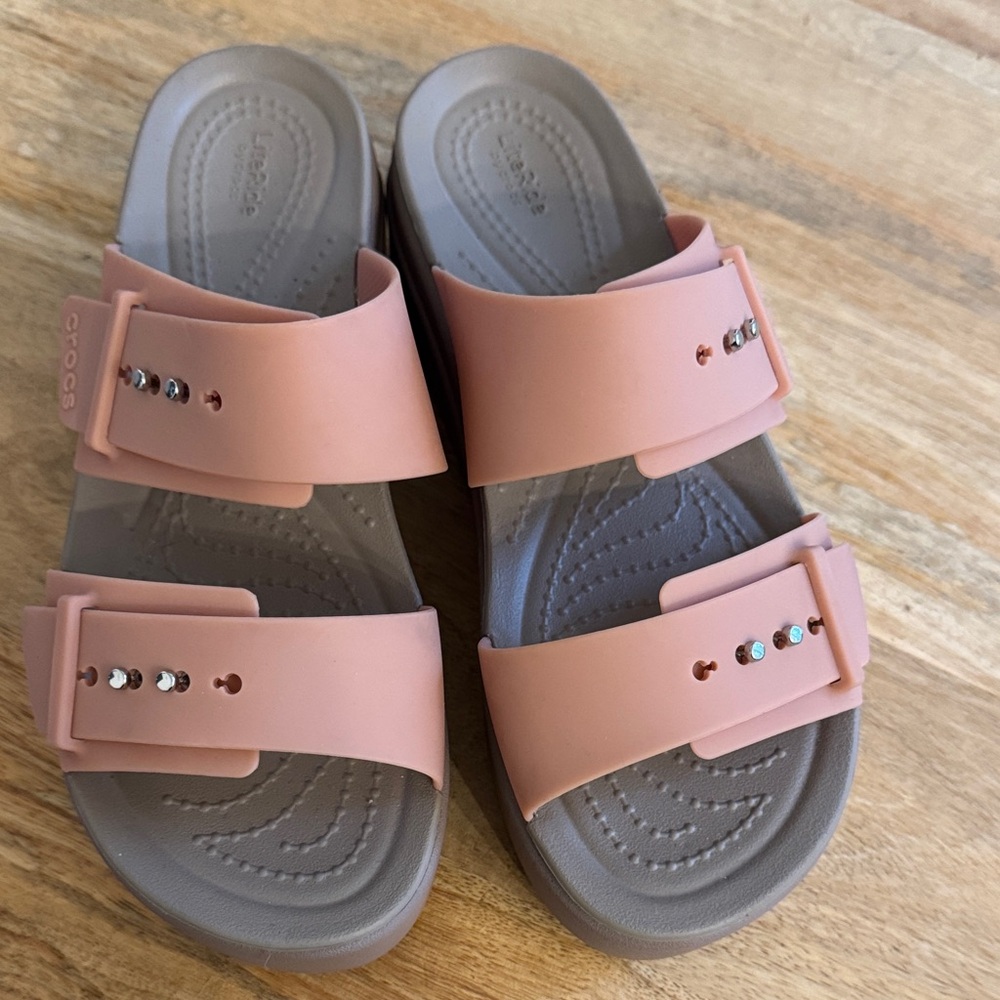 Crocs Brooklyn Buckle Wedge Sandals, Good used condition, Womens Size 6